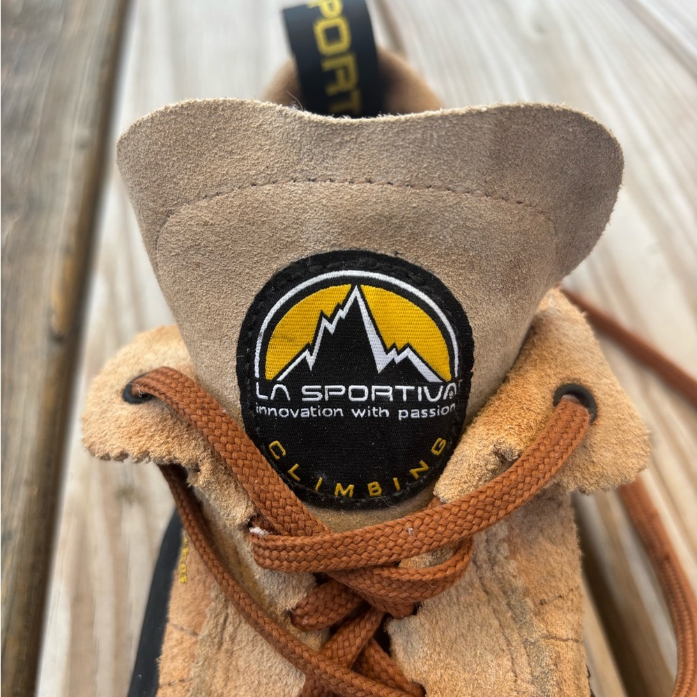 La Sportiva Mythos Climbing Shoes